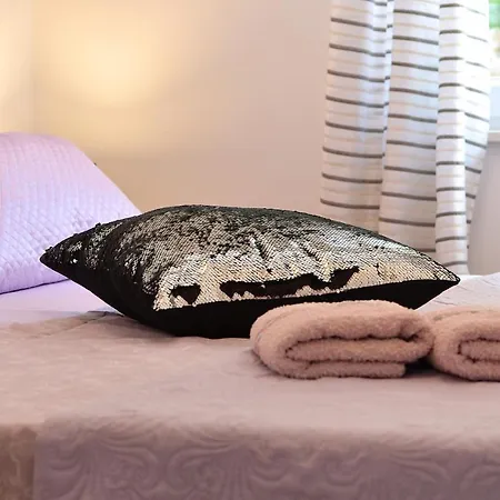 Apartman With A Sea View Terrace, Ciovo Near *