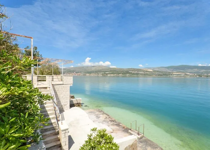 With A Sea View Terrace, Ciovo Near Lägenhet