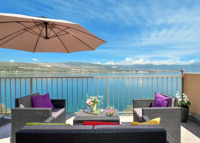 With A Sea View Terrace, Ciovo Near Lägenhet Trogir