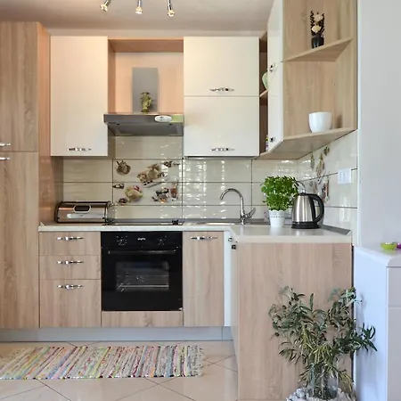 Apartment With A Sea View Terrace, Ciovo Near *
