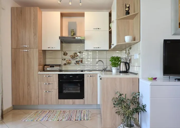 Appartement With A Sea View Terrace, Ciovo Near *